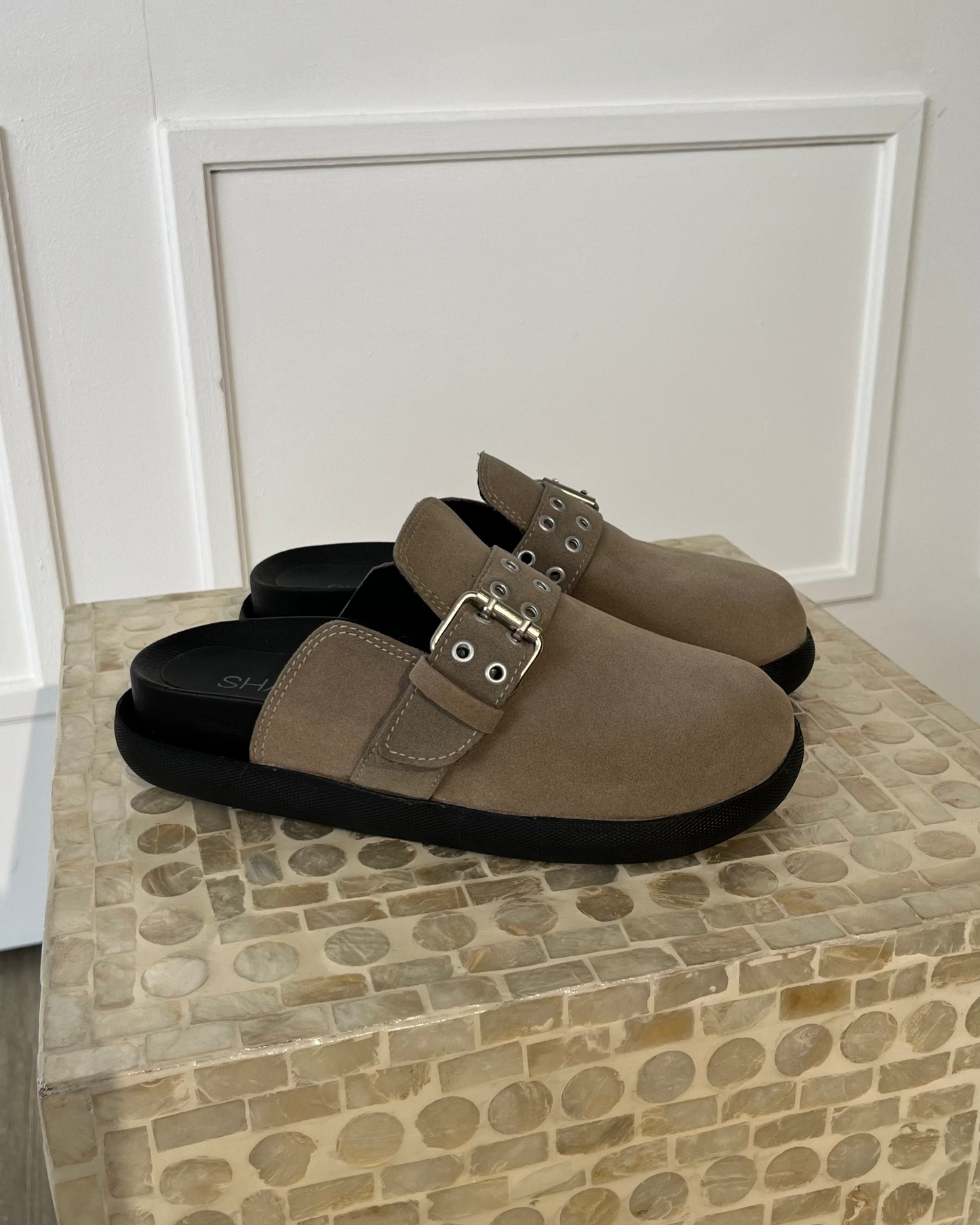 BOSTON MULES
