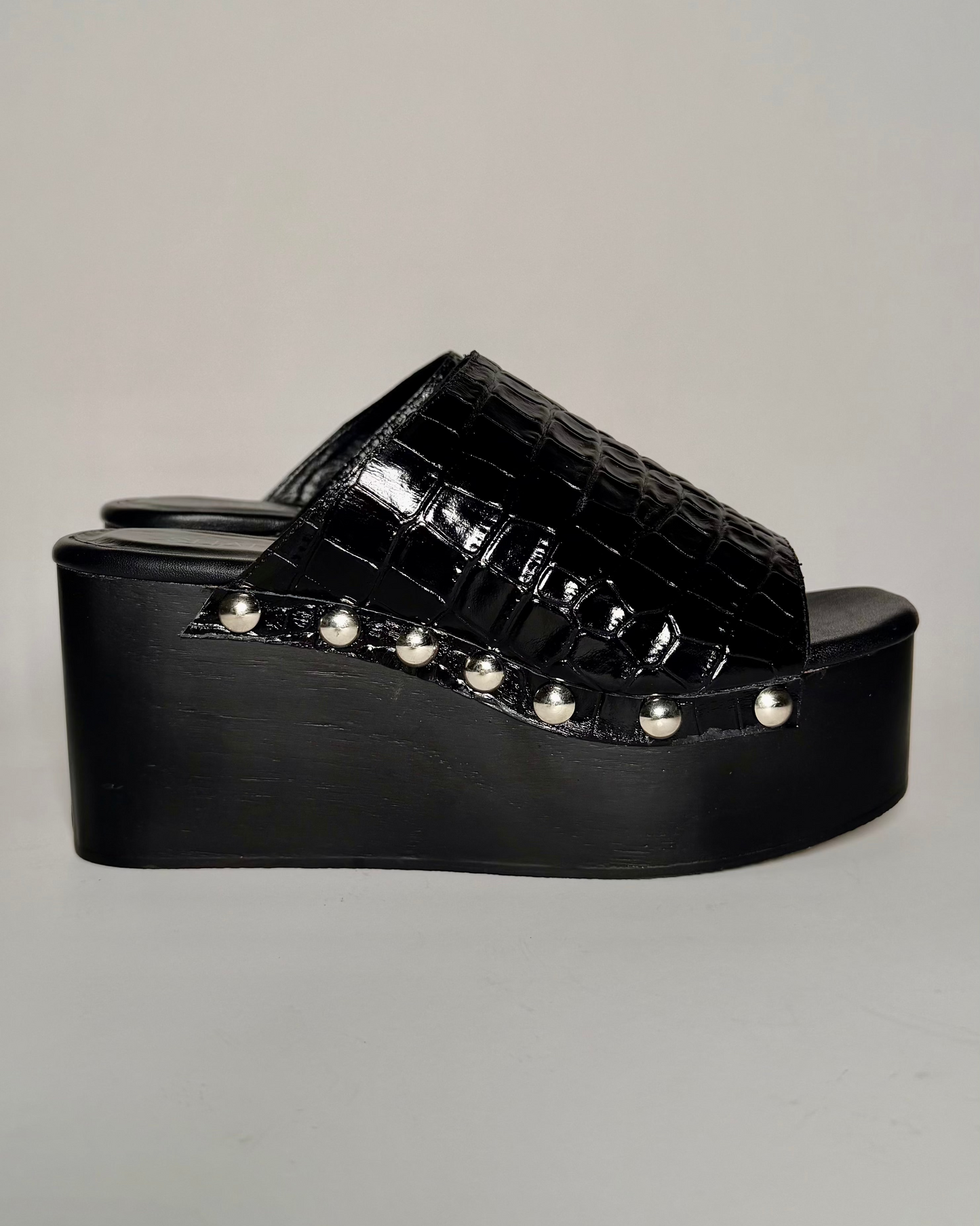 SUECOS PLATAFORMA MADERA