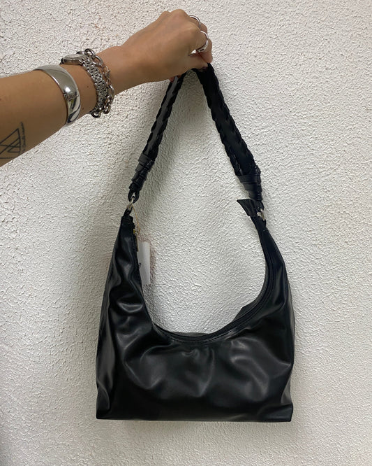 CARTERA HOMBRO DETALLE